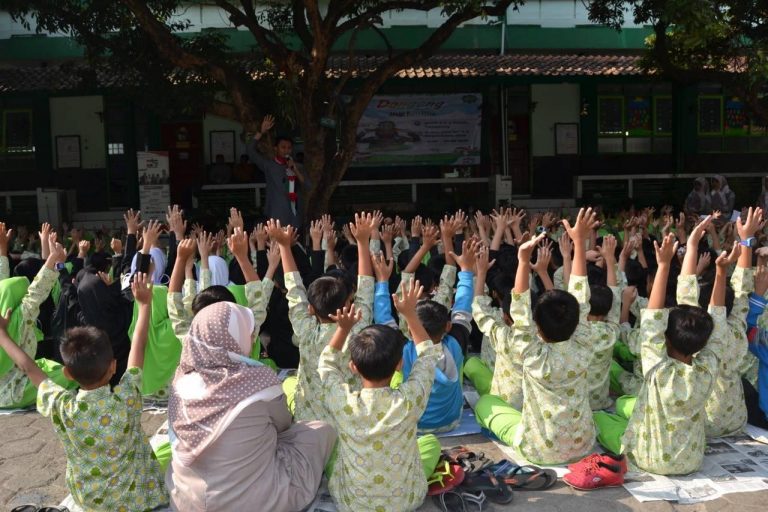 SDIT Persis Tarogong Bersama KNRP Gelar Program Dongeng Anak Palestina