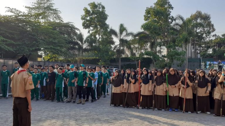 Penjelajahan : Program Penguatan Fisik Dan Mental Santri MA Persis Tarogong