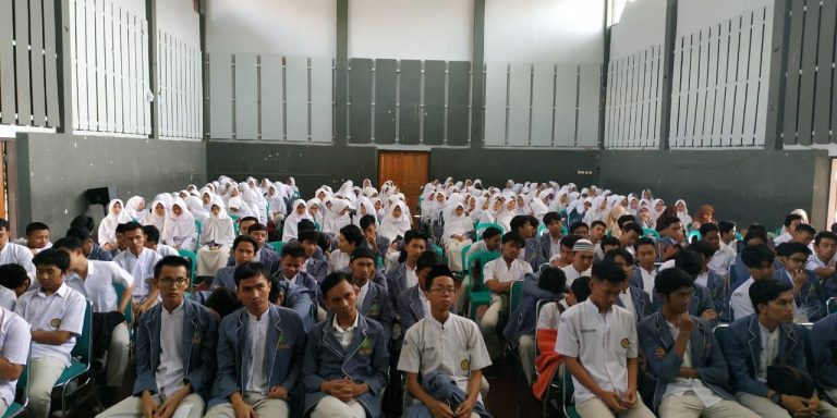 Persiapan PLKJ, Santri MA Persis Tarogong Dapat Pembekalan