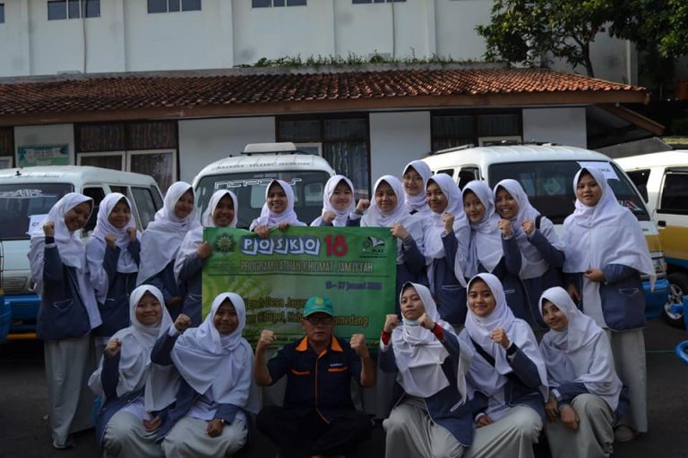 Santri MA Persis Tarogong Ikuti Program Latihan Khidmat Jam’iyyah