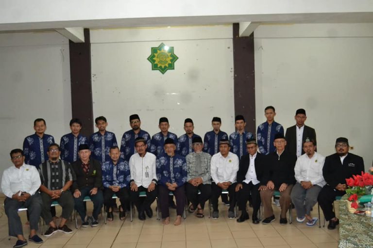 Pesantren Persis Tarogong Terima Study Banding PW Persis DKI Jakarta