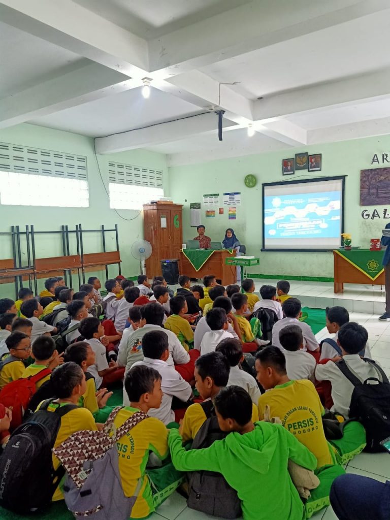 Ayo Daftar Ke MTs Persis Tarogong