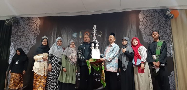 SDIT Persis Tarogong Raih Piala Gubernur Jabar Pada Festival Akbar Darul Arqam 2020