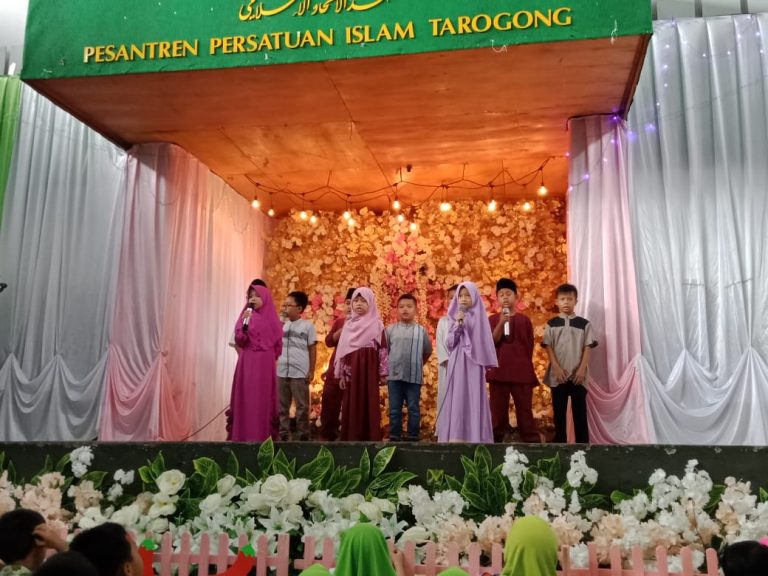 SDIT Pesis Tarogong 2 Tampilkan Kreativitas Santri Melalui Exibisi