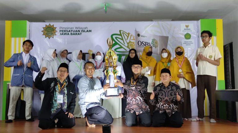 Pesantren Persis Tarogong Juara Umum OSBK PW Persis Jawa Barat