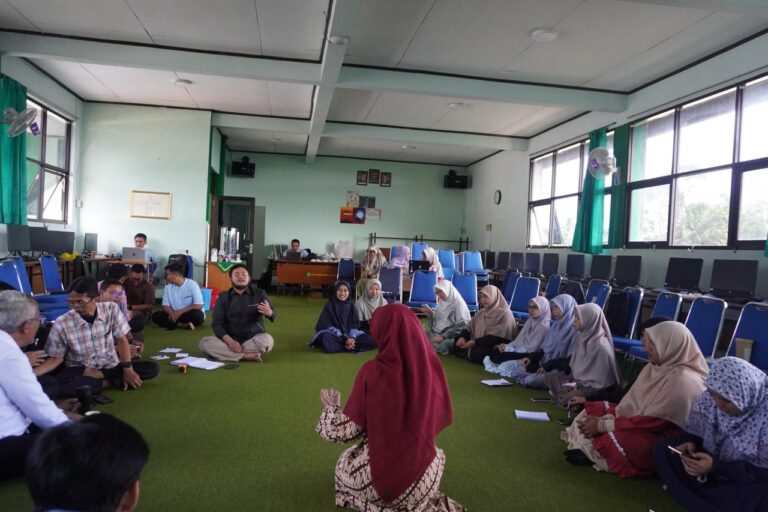 Update dan Upgrade: Pesantren Persis Tarogong Selenggarakan In-House Training untuk Musyrif Asrama