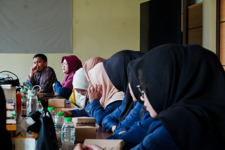 Serah Terima Mahasiswa PLP IPI Garut