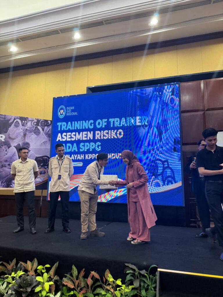 Kepala SPPG Persis Tarogong Raih Penghargaan Peserta Terbaik pada Training of Trainer Asesmen Risiko Program MBG